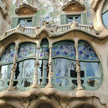 Explorando la elegancia de la arquitectura victoriana: Una guía completa para conocer sus detalles